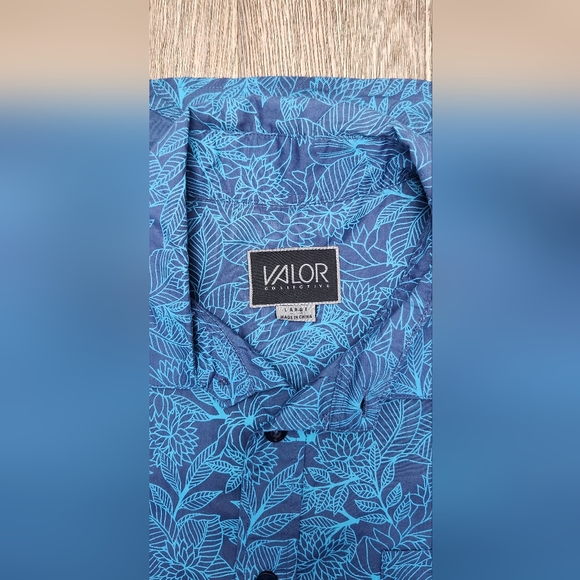 Valor Brand Casual Button up Short Sleeve Men's Size Large Blue - Picture 2 of 8